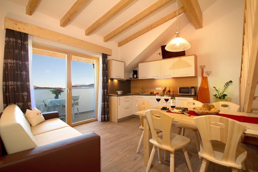Appartement Stiflerhof à Falzes Chambre photo